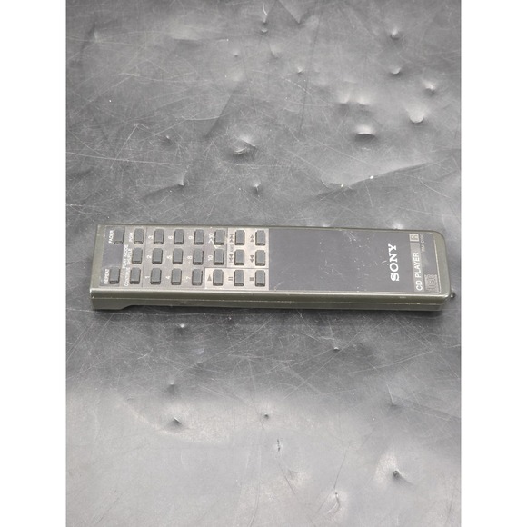 Genuine OEM Sony RM-D190 CD Player Remote Control - Picture 3 of 8